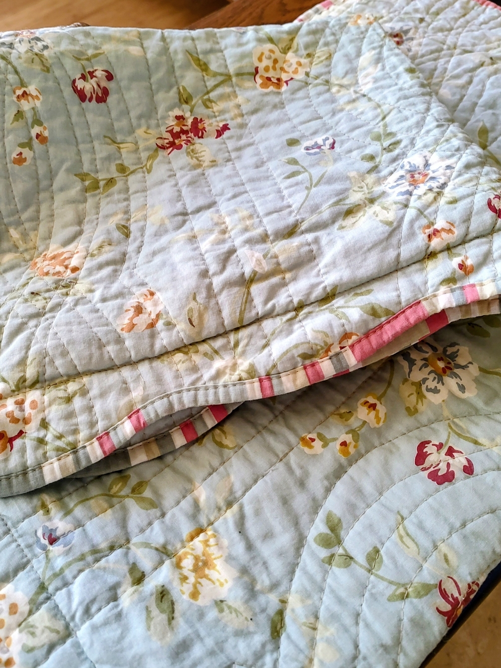 Waverly Pastel Floral Quilted Scalloped Queen Shams with Pink Trim - Picture 9 of 12